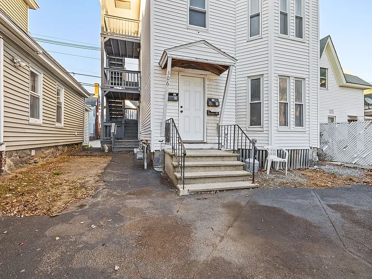306 Manchester St #3 — Photo 6