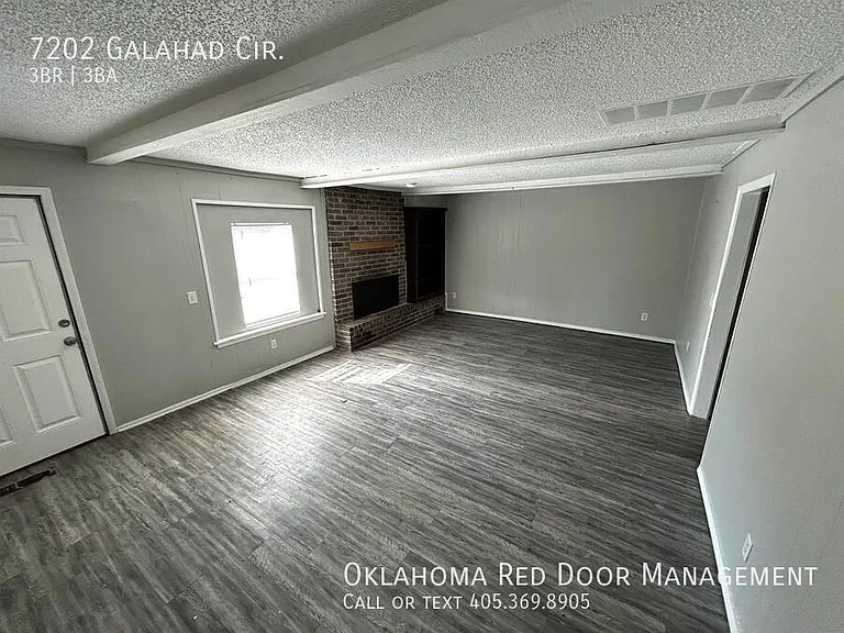 7202 Galahad Cir — Photo 3
