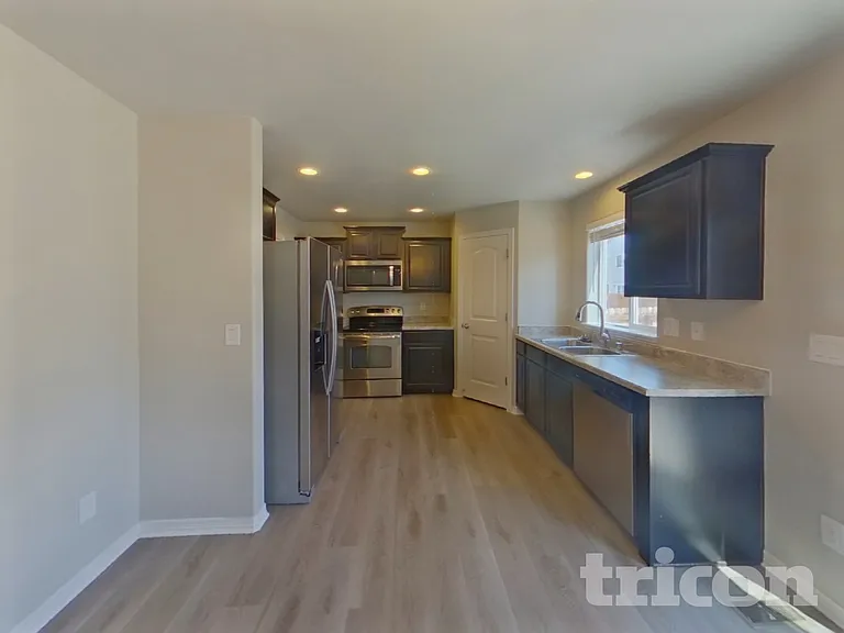 10865 Aliso Dr — Photo 4