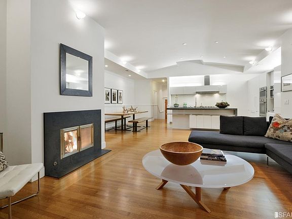 2nd image of 727 De Haro St