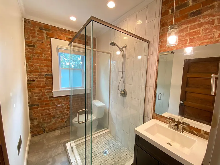 Hunter Ave 1045-1047 GW2 — Photo 18