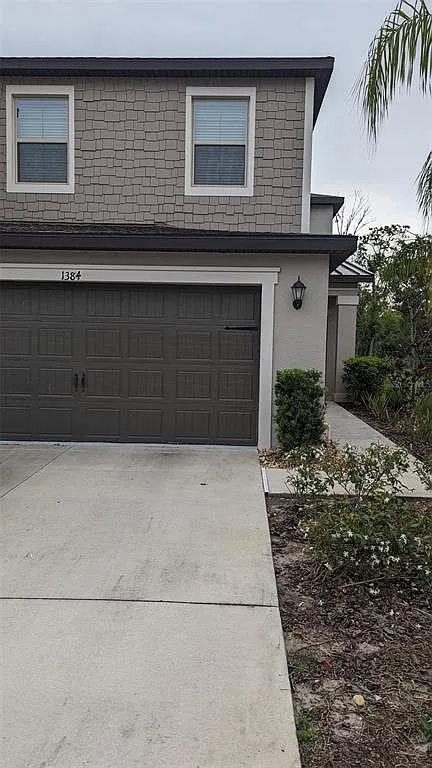3 bed, 2.5 bath, 1801 sqft, $2,450 — Photo 1