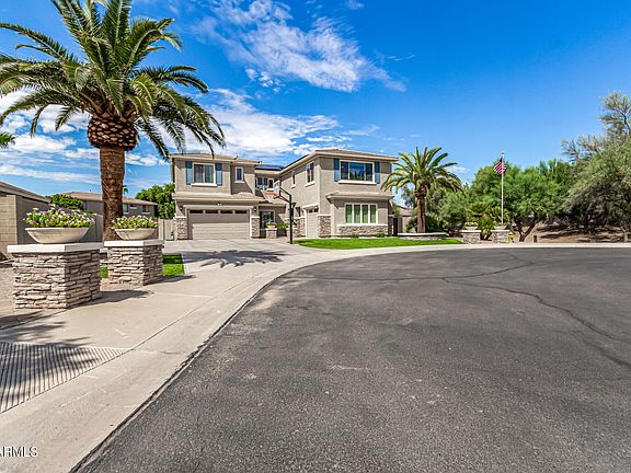 4th image of 1372 E LOVEBIRD Court