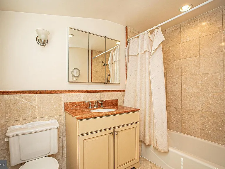 526 Williams Rd — Photo 19