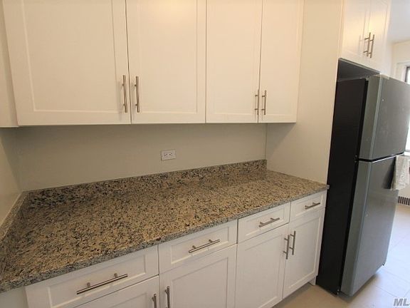 5th image of 4750 41st St APT 4H