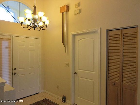 4th image of 1250 Ambra Dr