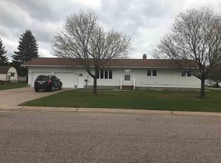 1630 Glenwood Ln, Ishpeming, MI 49849