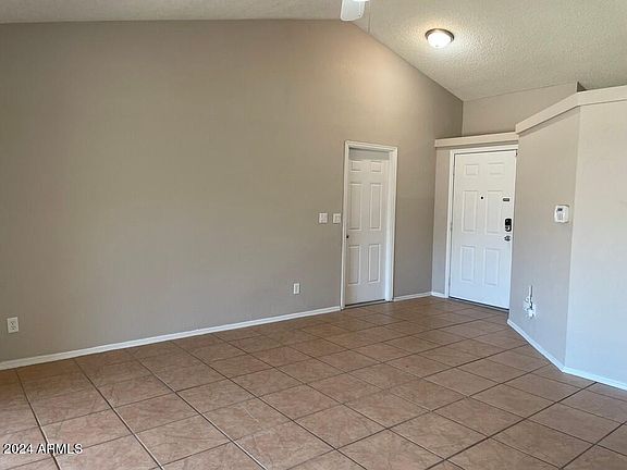 4th image of 8015 W LARKSPUR Drive