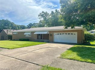 1525 Bellvue Dr, Niles, OH 44446
