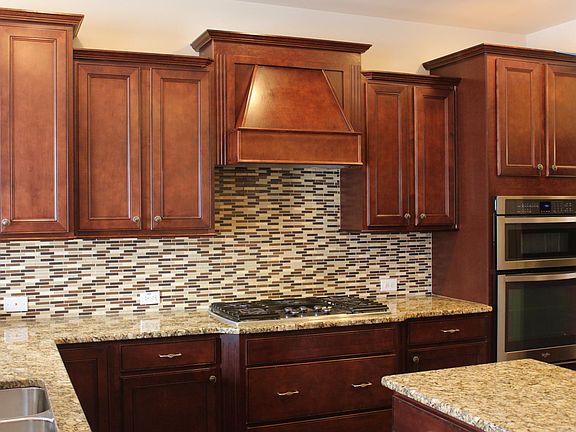 Kitchen with Tile Backsplash