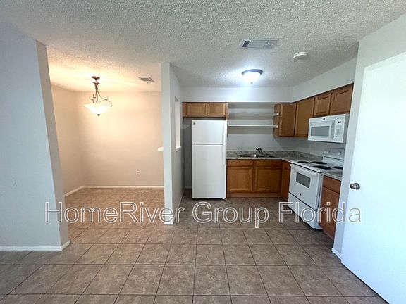 5th image of 2228 25th St