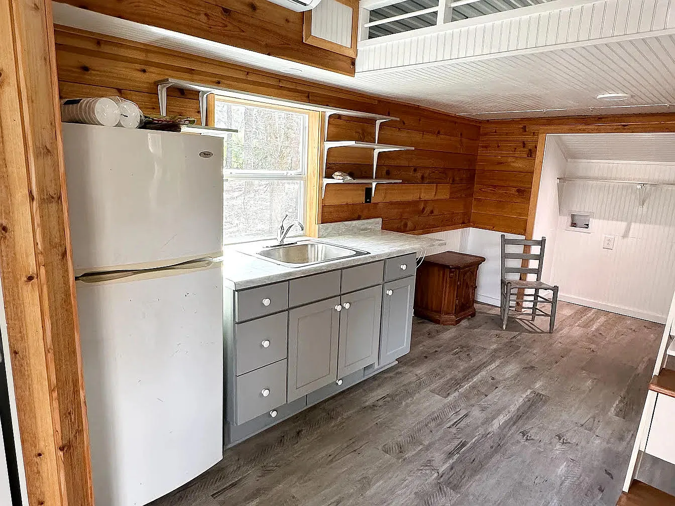 1 bed, 200 sqft, $800 — Photo 1