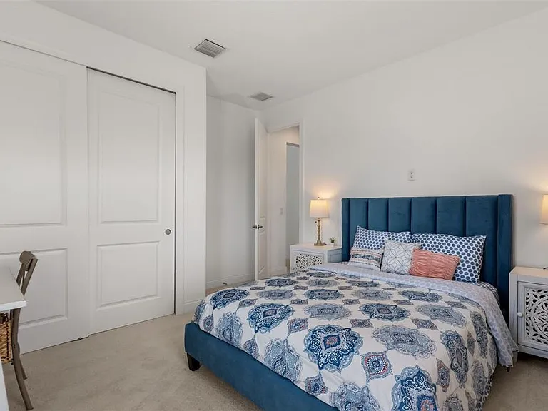 10396 Royal Cypress Way — Photo 38