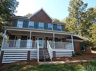 1805 Le Mar Ct, Lenoir, NC 28645