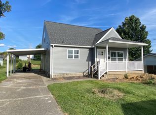 1504 Vine St, Jasper, IN 47546