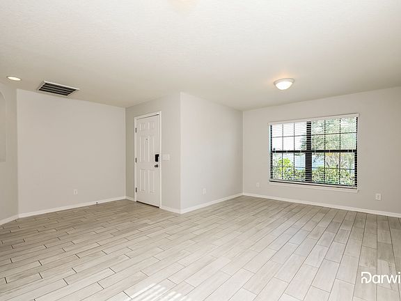 5th image of 1031 Woodlark Dr