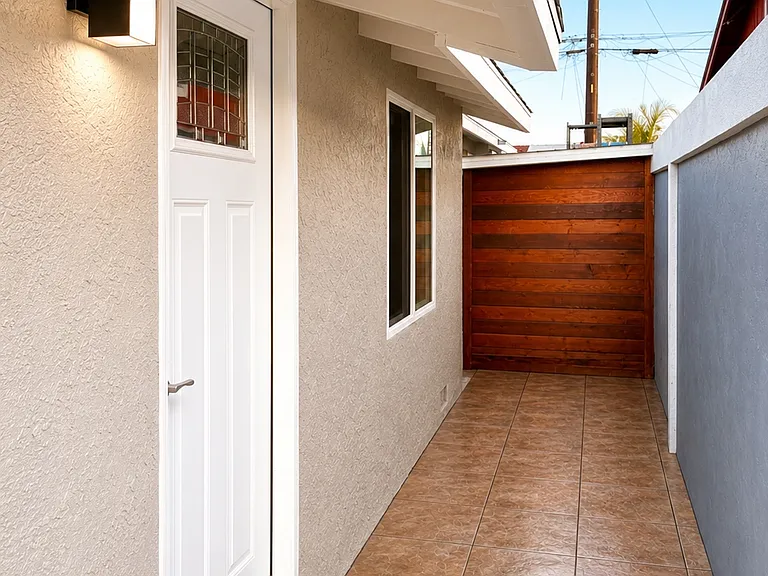 786A Polaris Way — Photo 2