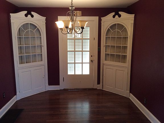 Dining room with built ins