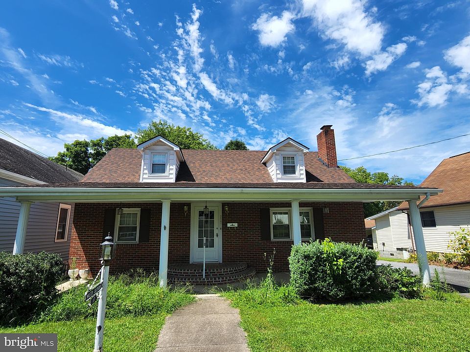 117 S Elm St, Moorefield, WV 26836 Zillow