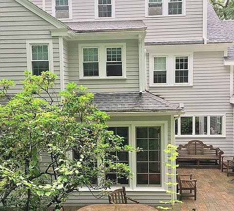 2nd image of 212 Greenwood St