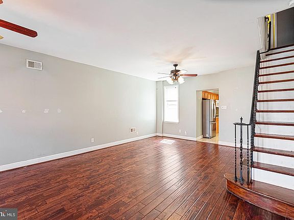 5th image of 2506 E Norris St