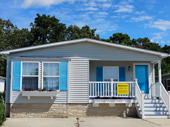 1428 Forest Way, Whiting, NJ 08759