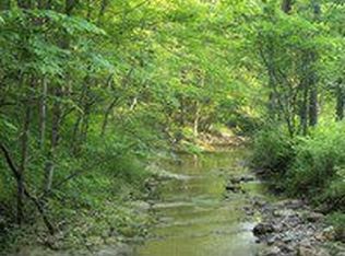 454 Rhodes Ln, Troutville, VA 24175