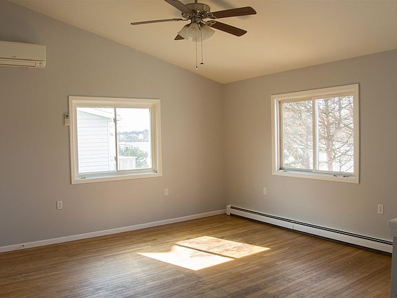 3rd image of 639 1st Ave