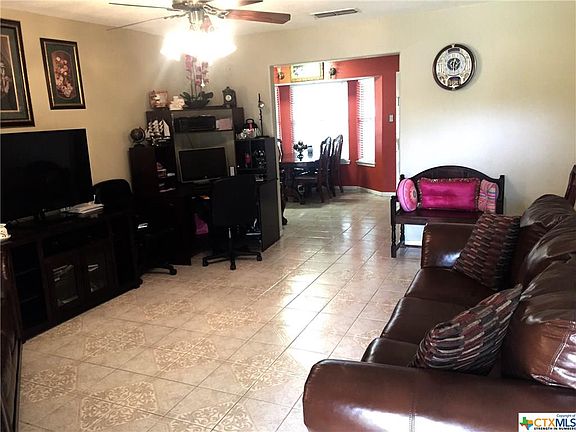 4th image of 3601 Linda Dr