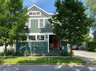 24 Walnut St, Saratoga Springs, NY 12866