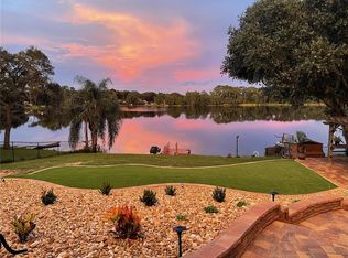 3924 Woodpecker Dr, Fruitland Park, FL 34731