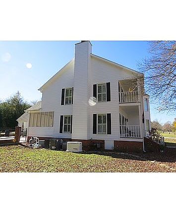 2nd image of 5511 Cedar Mill Dr