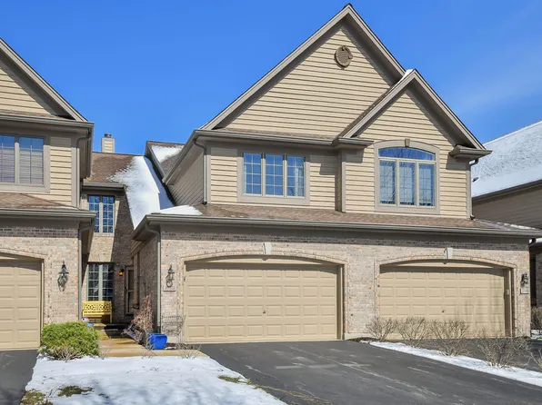 26W024 Klein Creek Dr, Winfield, IL 60190