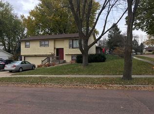 4208 E Shellynn Dr, Sioux Falls, SD 57103