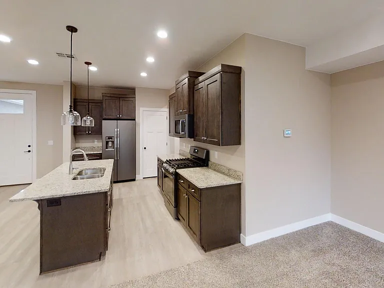 821 Spruce St #3 — Photo 5