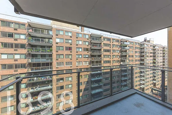 Rented by A&E Real Estate Management | media 9