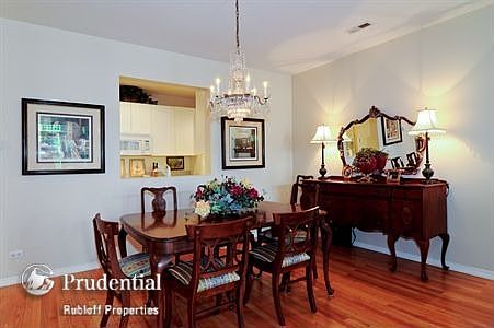 5th image of 1155 W Armitage Ave APT 204