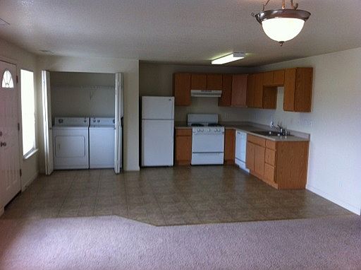 2nd image of 1454 Hussman Ave APT 10E