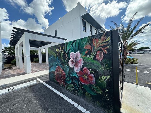 4th image of 19249 NW 37th Ave