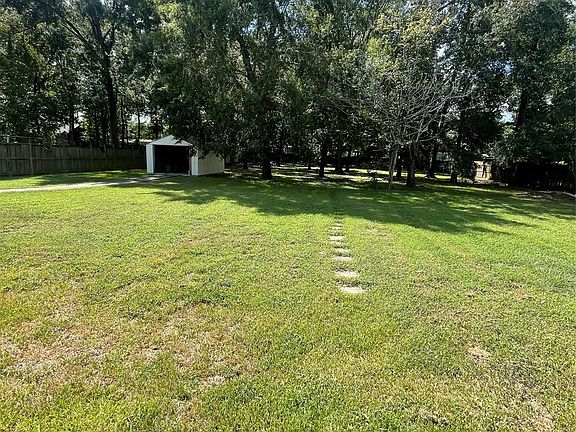 2nd image of 19486 Desna Dr