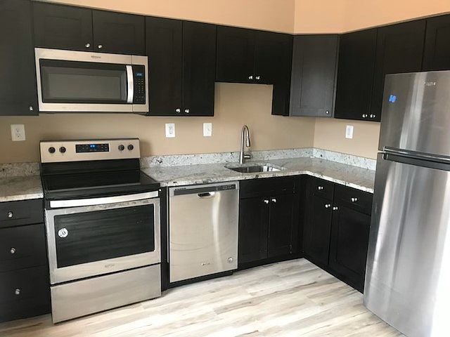 2nd image of 210 Maude Ave