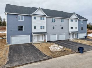 15 Autumn Ln, Raymond, NH 03077