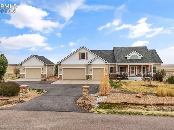 979 Pinehurst Ct, Bennett, CO 80102