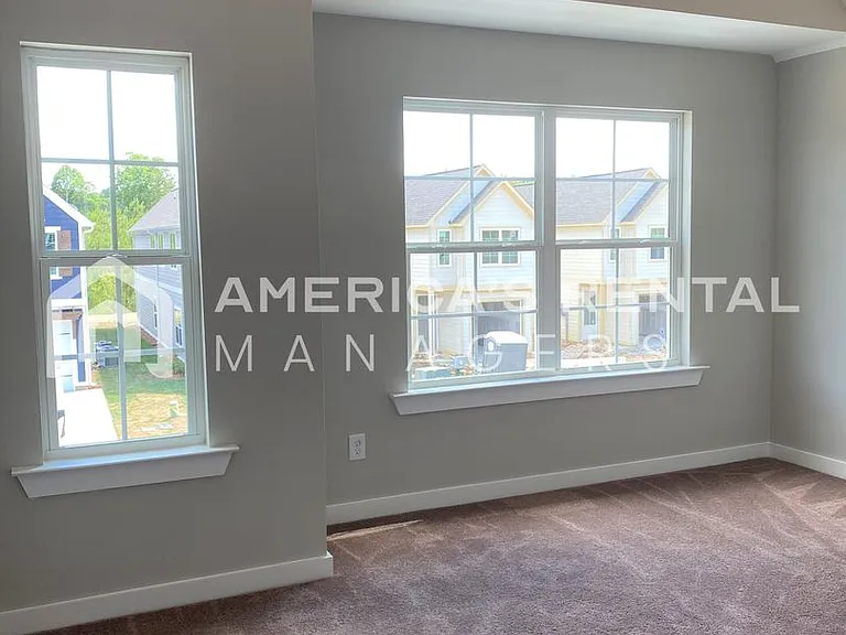 216 Creek Run Way — Photo 16