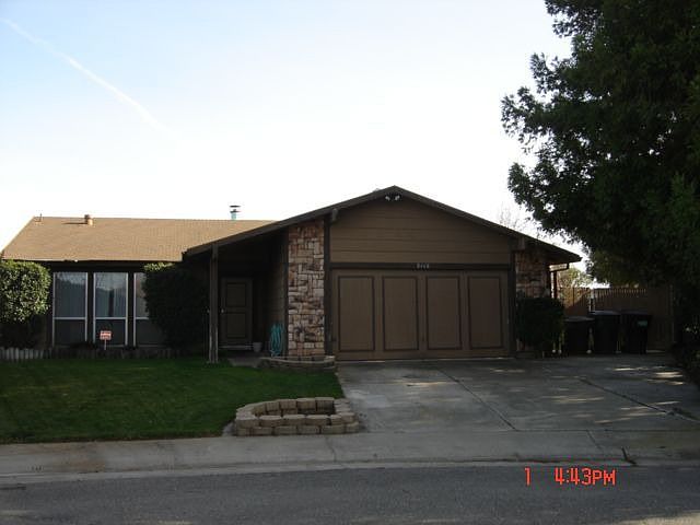 1st image of 8468 Country Greens Ct