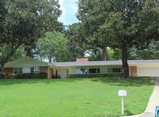 1 Fairview Cir, Childersburg, AL 35044