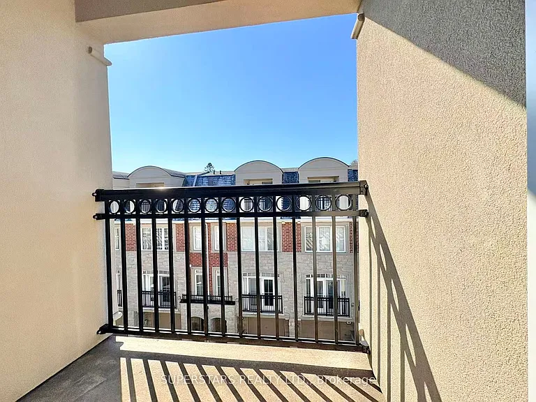 137A Finch Ave E — Photo 12