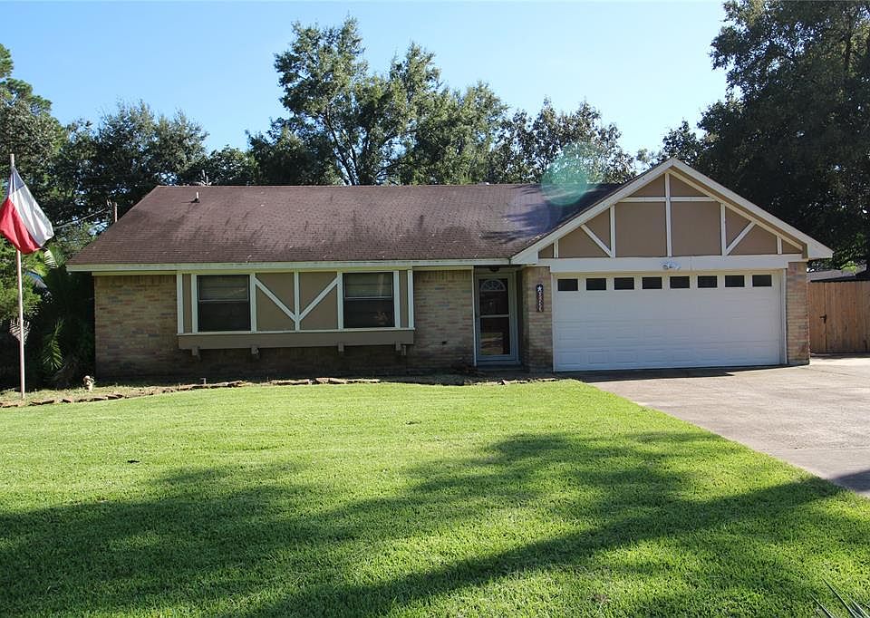 1st image of 9622 Bayou Woods Dr