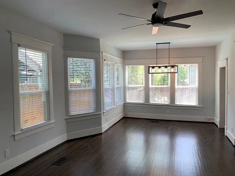 5404 Miller Ave — Photo 13
