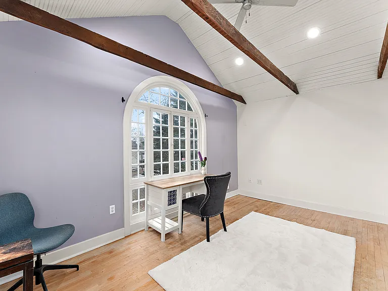 732 Orchard Ter — Photo 25